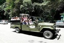 Passeio de Jeep
